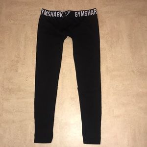 New black gymshark leggings size M